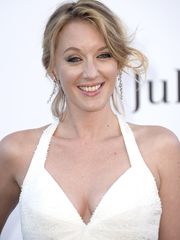 Ludivine Sagnier nude .